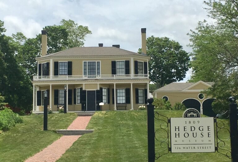 comfortable, Parakeet Communities, mobile homes, hedgehouse, homes, living