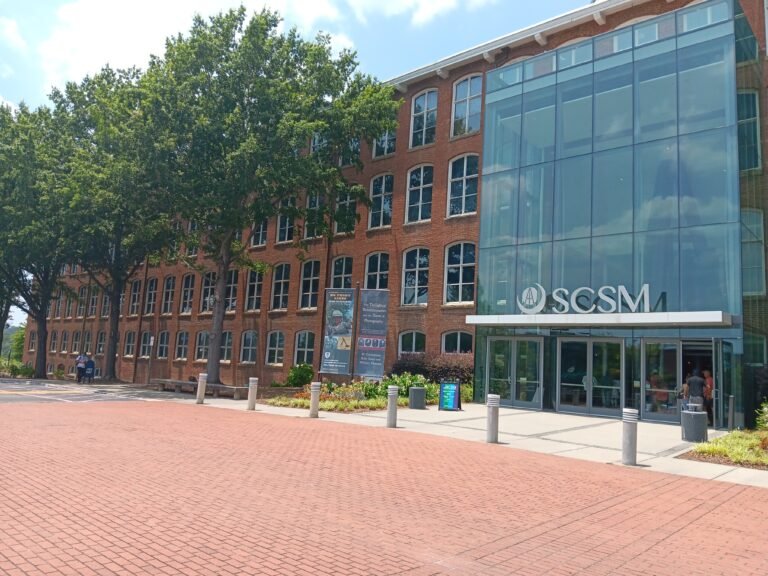 Manufactured homes, living, modern, mhp, halfoftheoutside, Parakeet Communities