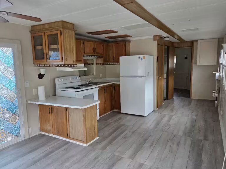 comfortable, homes, getbuFAOR, Parakeet Communities, Manufactured homes for rent, living