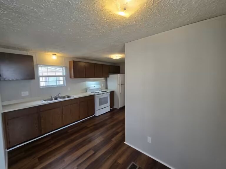 comfortable, Manufactured homes for rent, safe, homes, Parakeet Communities, getiran