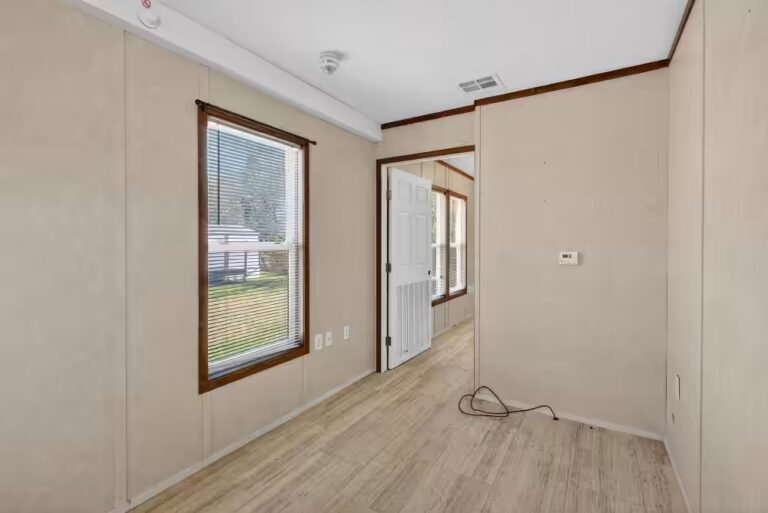 mhp, mobile homes, getoEOFxW, safe, comfortable, Parakeet Communities